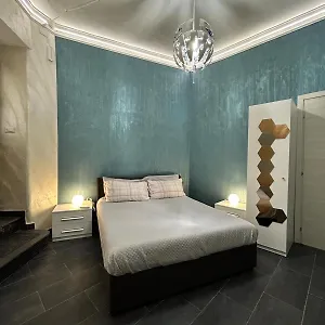 domus-cestai.taorminaitalyhotels.com/